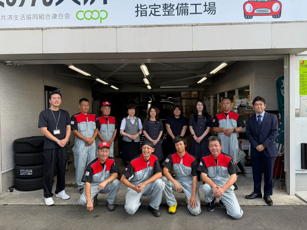陽光自動車有限会社のスタッフ集合写真｜高崎市の整備工場